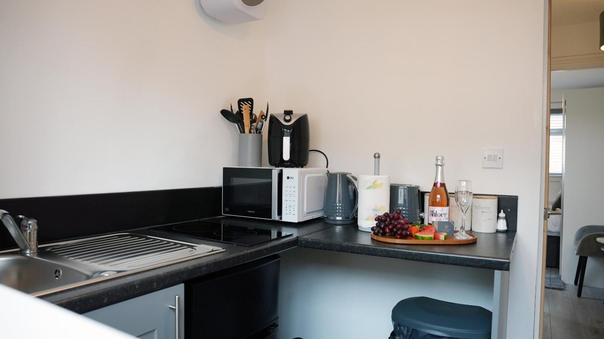 Centre House, Parking With Ev, Free Wifi, Netflix *